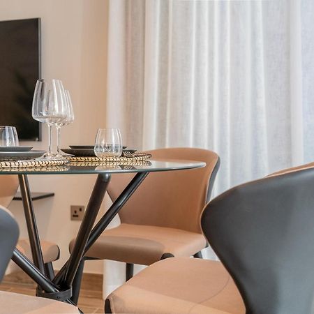 Desert Living Luxury Condo - Jumeirah Living Marina Gate Dubaï Extérieur photo